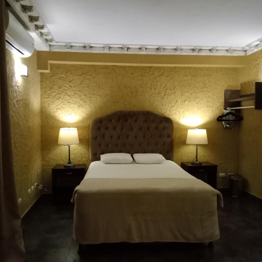 Antigua Inn Hotel Ville de Guatemala Extérieur photo