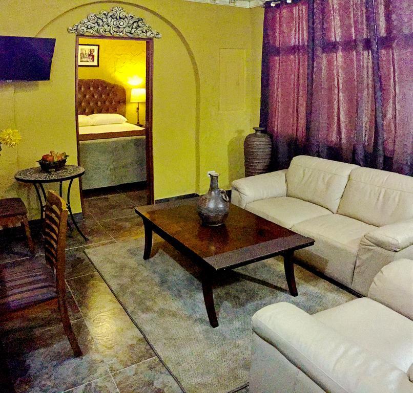 Antigua Inn Hotel Ville de Guatemala Extérieur photo