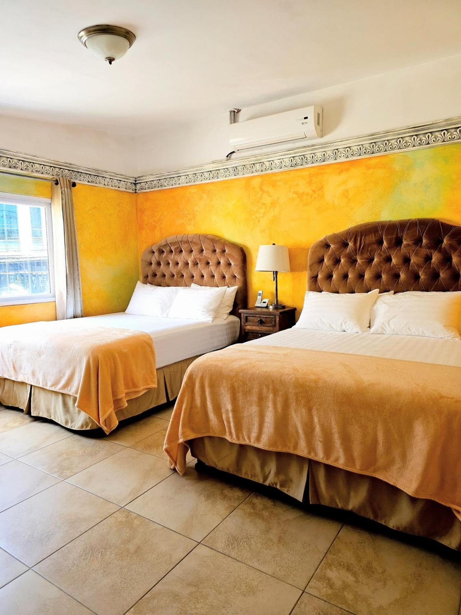 Antigua Inn Hotel Ville de Guatemala Extérieur photo