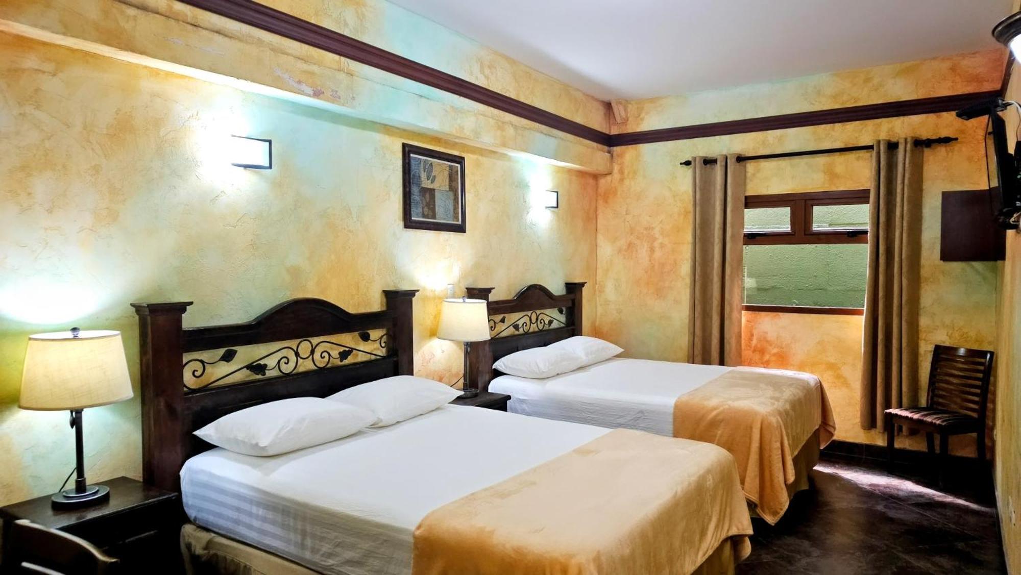 Antigua Inn Hotel Ville de Guatemala Extérieur photo