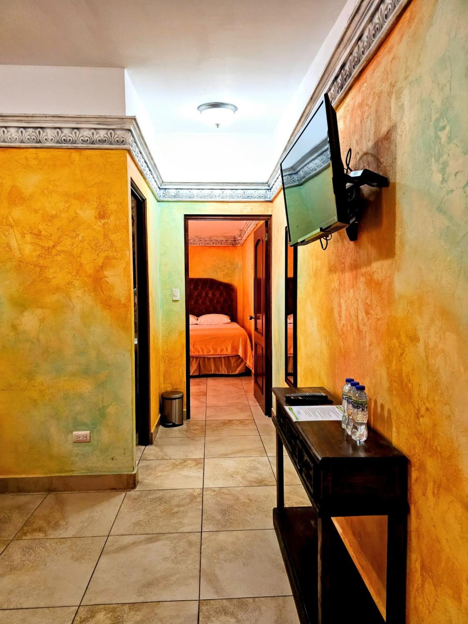 Antigua Inn Hotel Ville de Guatemala Extérieur photo